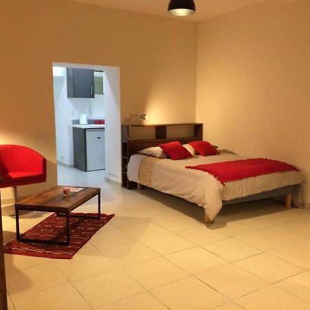 Le Studio Du Chateau Auriac-sur-Vendinelle Ngoại thất bức ảnh
