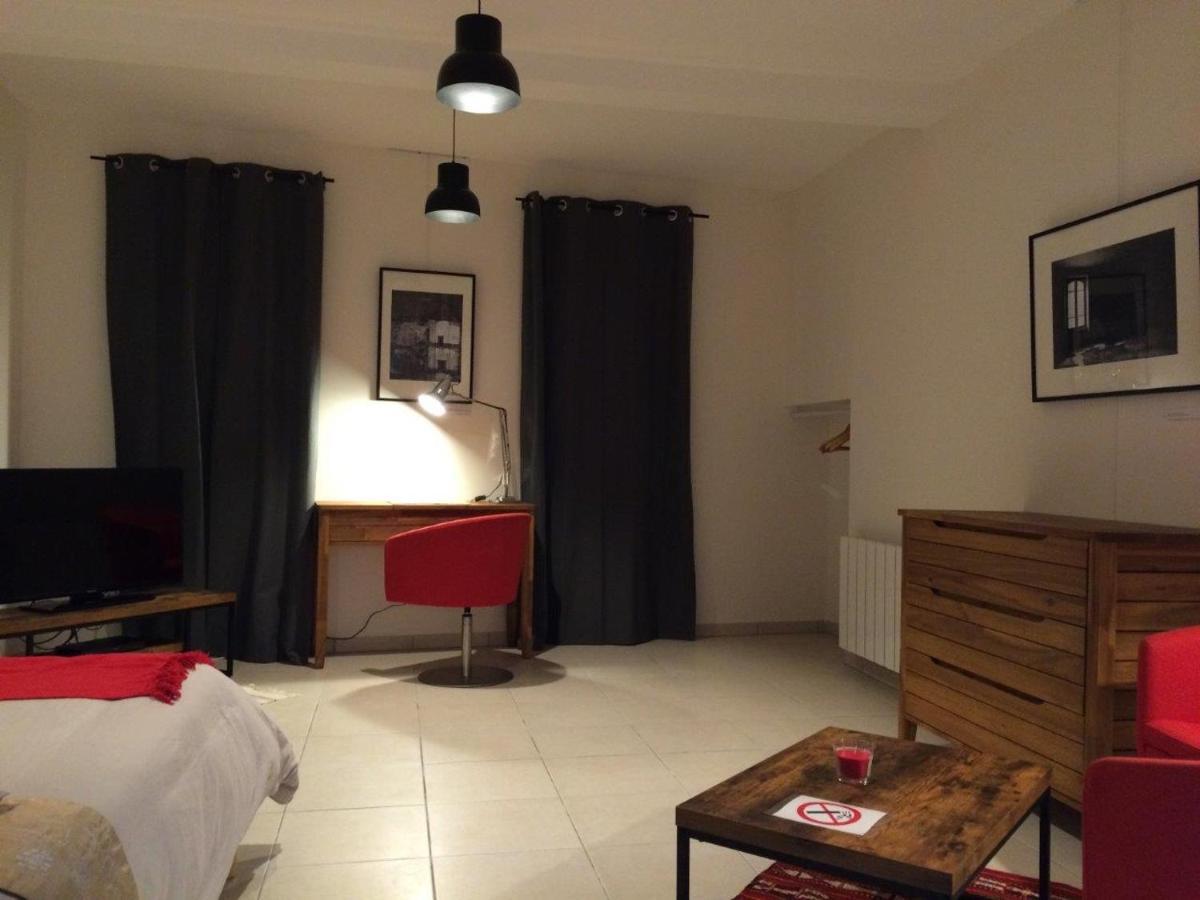 Le Studio Du Chateau Auriac-sur-Vendinelle Ngoại thất bức ảnh